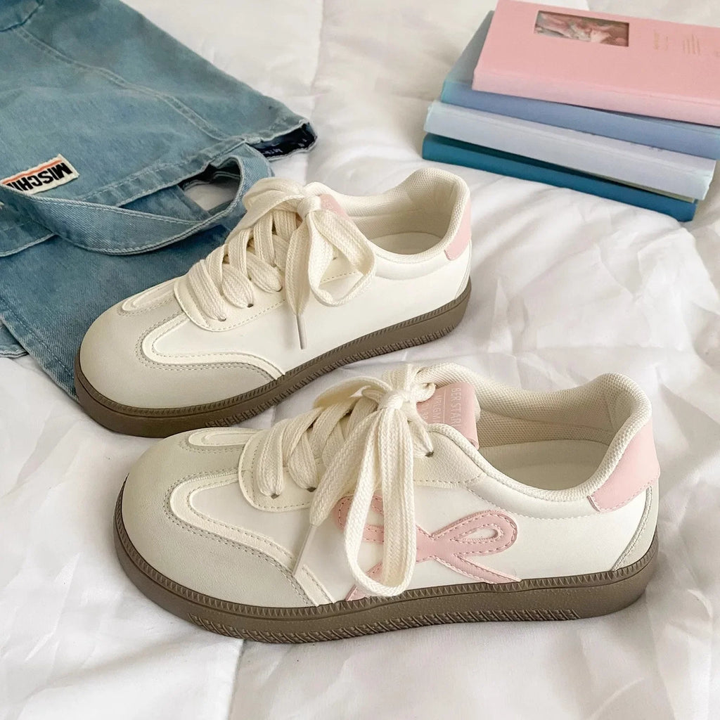 2026 Spring Summer Thick Soled Relaxed Training Shoes Women's New Retro Casual Shoes Student Sports Shoes